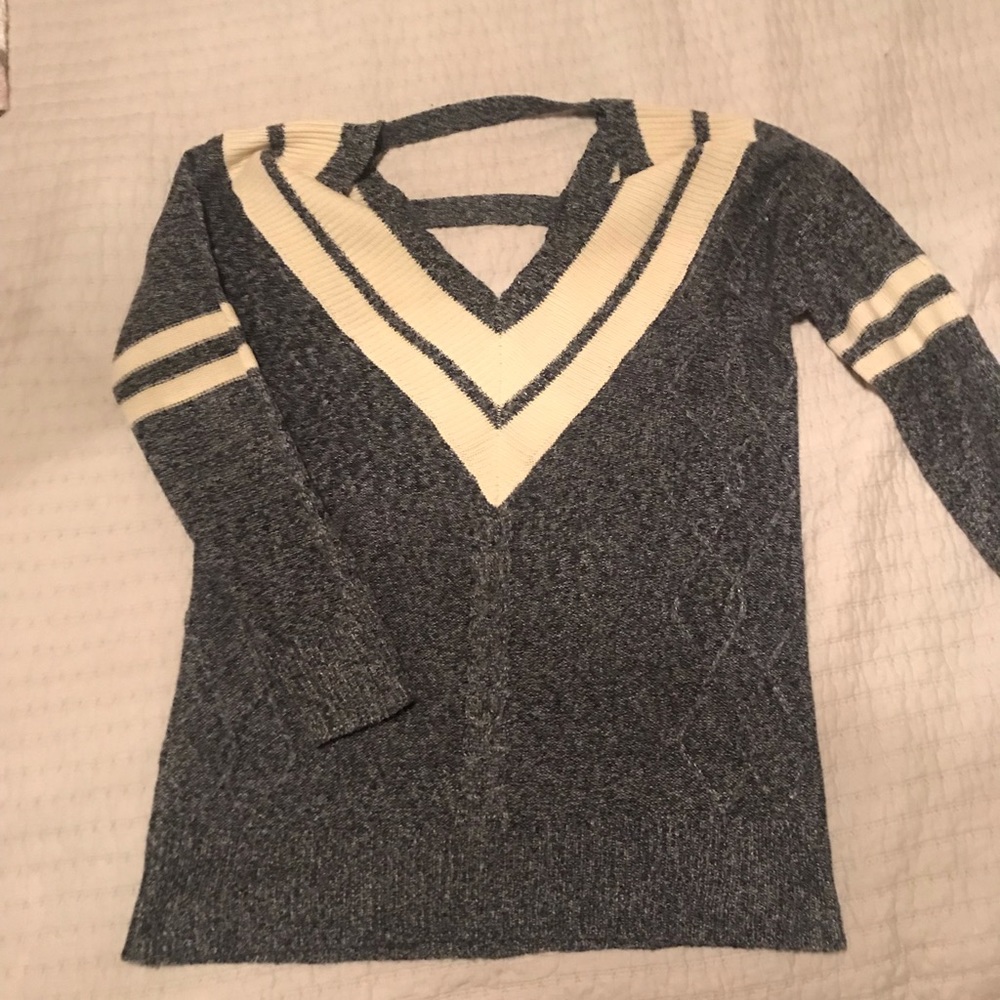 Bundle of women’s tops